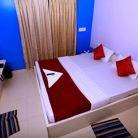 Railview Inn בובנשוואר מראה חיצוני תמונה
