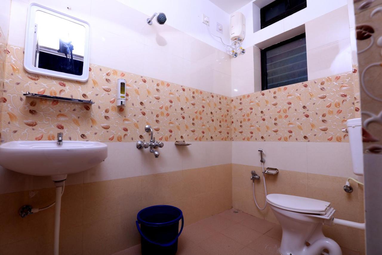 Railview Inn בובנשוואר מראה חיצוני תמונה