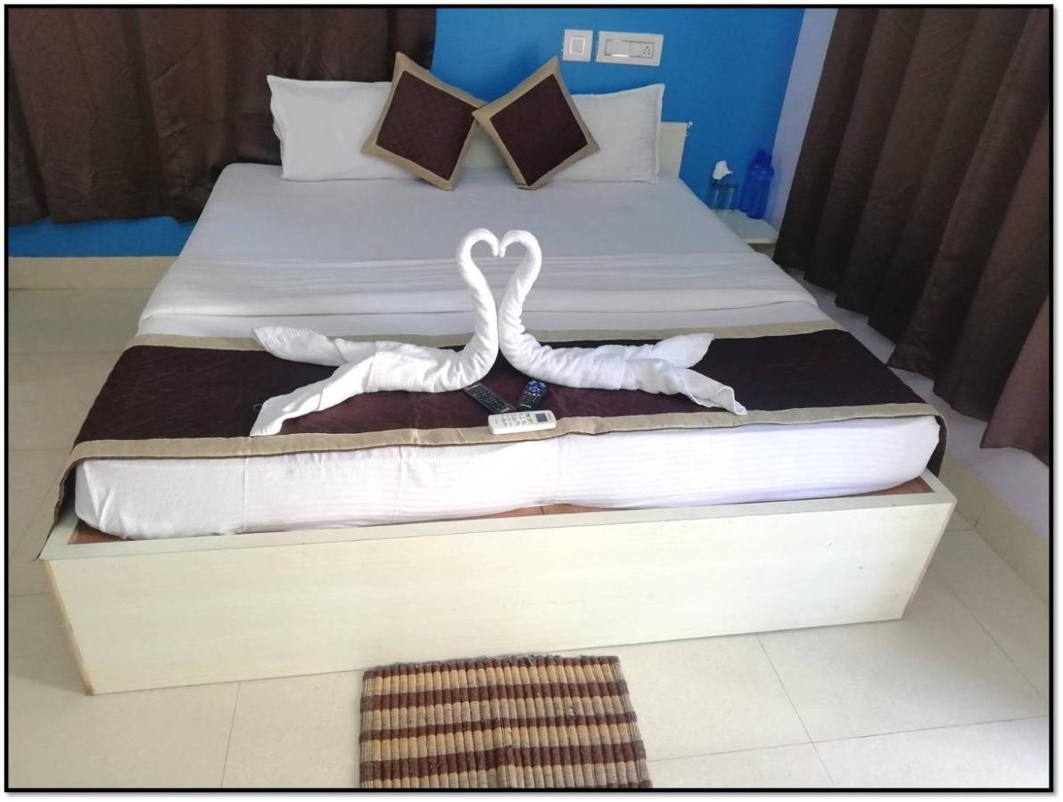 Railview Inn בובנשוואר מראה חיצוני תמונה