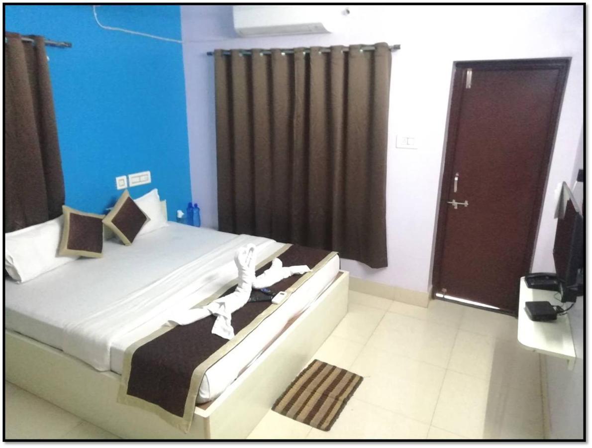 Railview Inn בובנשוואר מראה חיצוני תמונה
